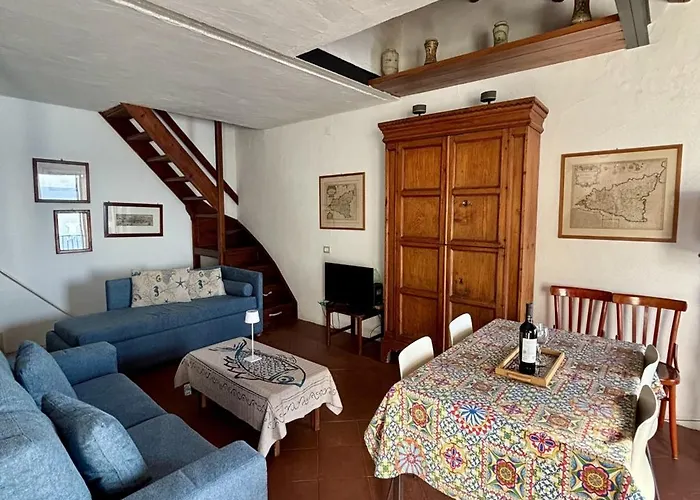 아파트 Terrazza Del Mare 체팔루